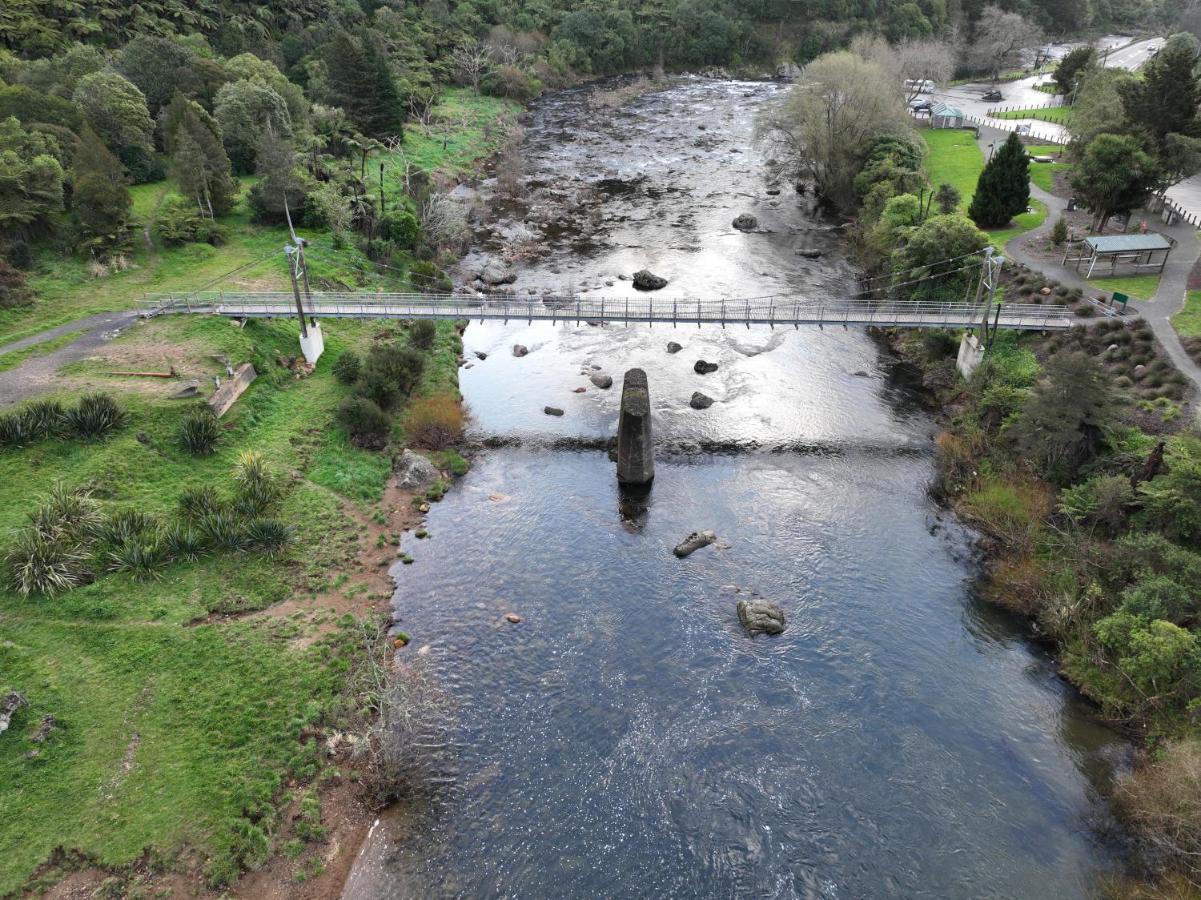 Riverside Accommodation Karangahake Екстер'єр фото