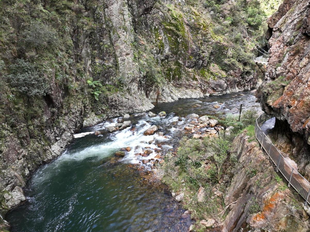 Riverside Accommodation Karangahake Екстер'єр фото