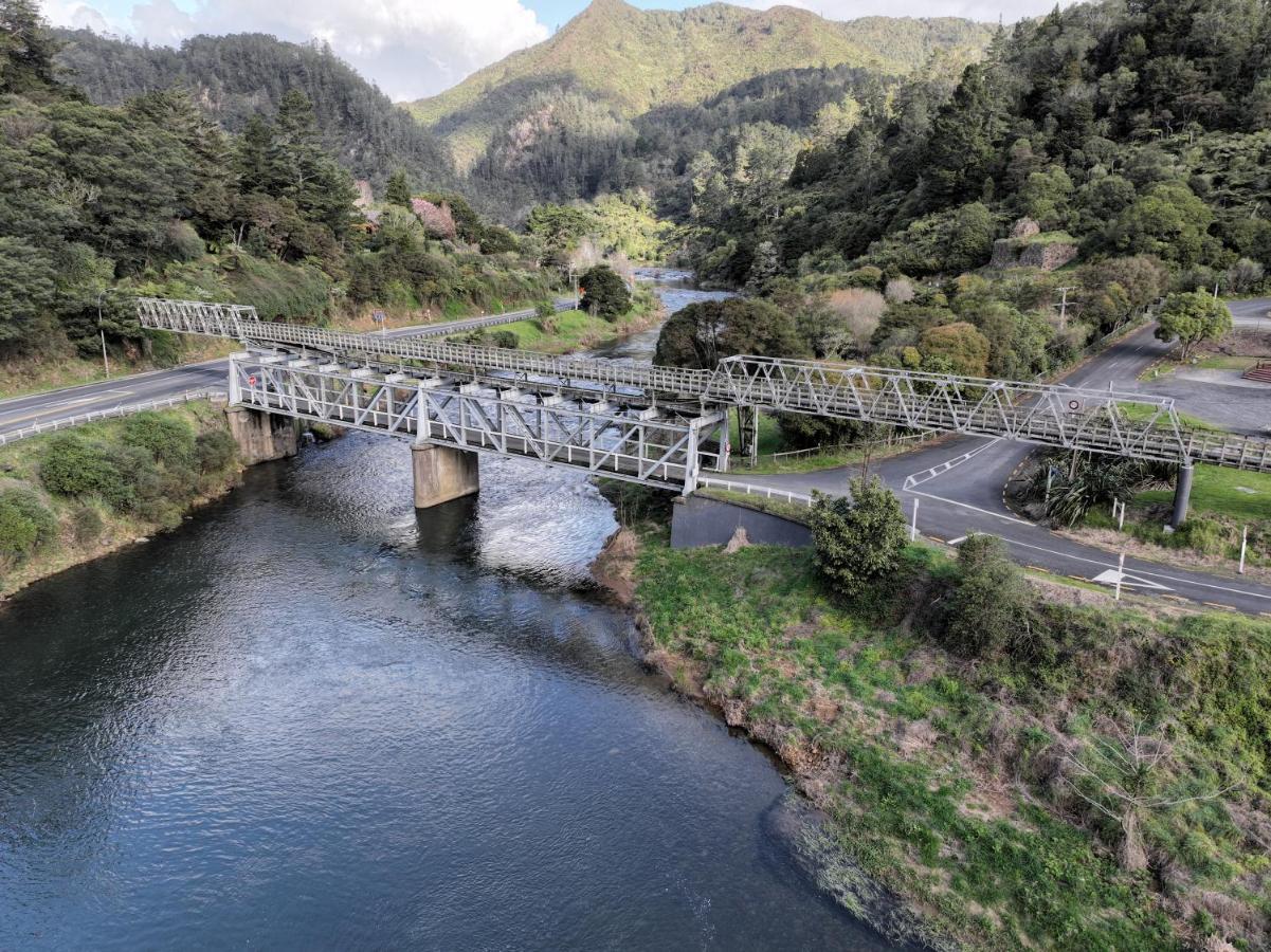 Riverside Accommodation Karangahake Екстер'єр фото