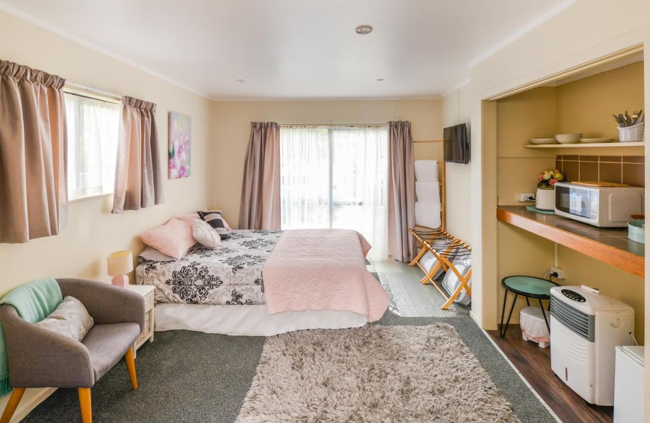 Riverside Accommodation Karangahake Екстер'єр фото